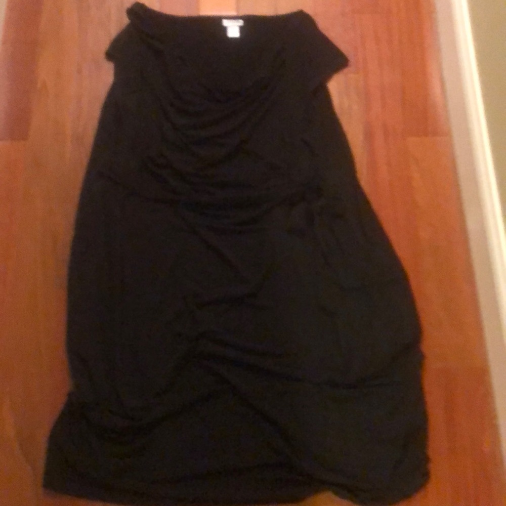 Maternity faux wrap dress. Size 3X